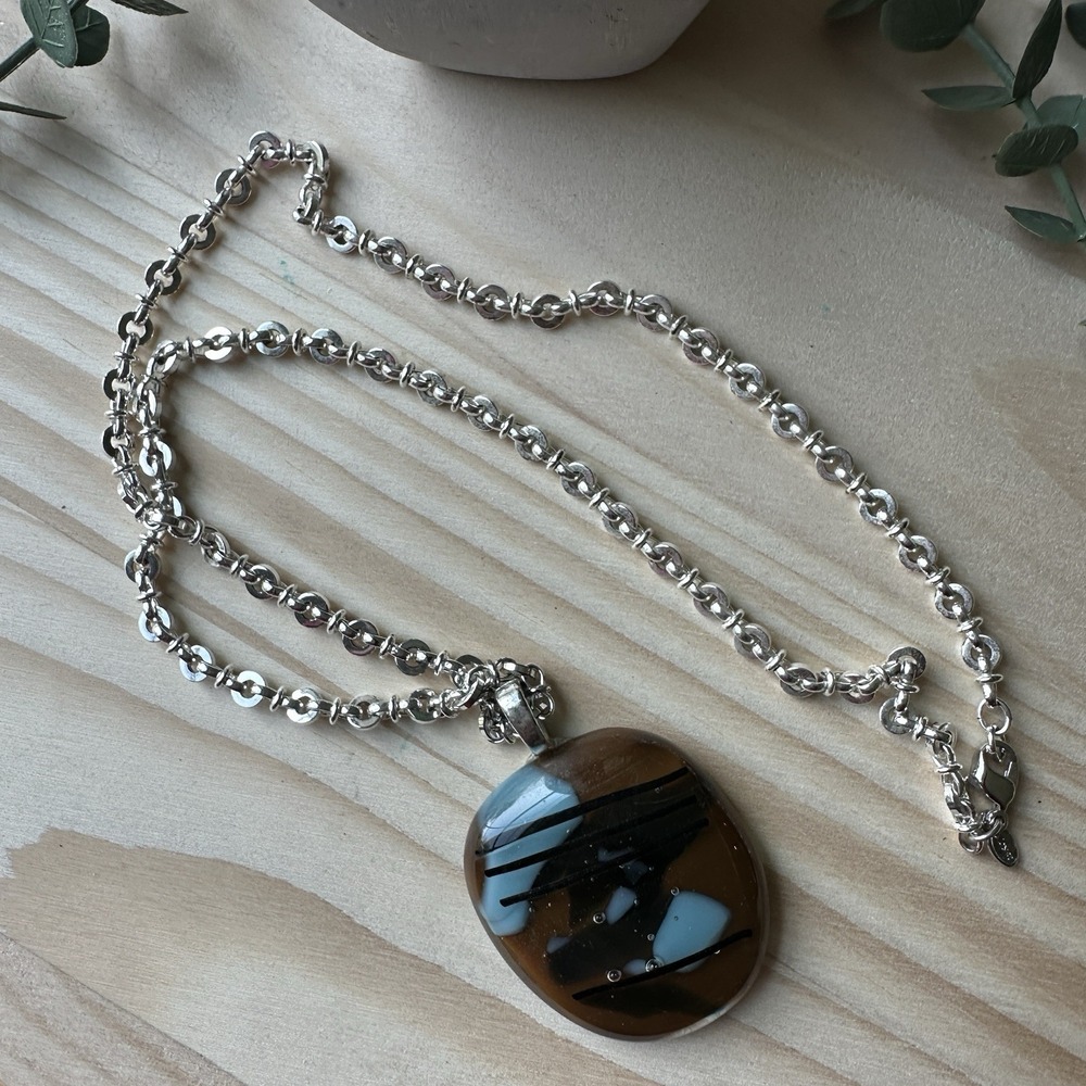 VTG Monet Pendant Necklace‎ 22 Inch Art Glass Multicolor Oval Shape Silver Tone